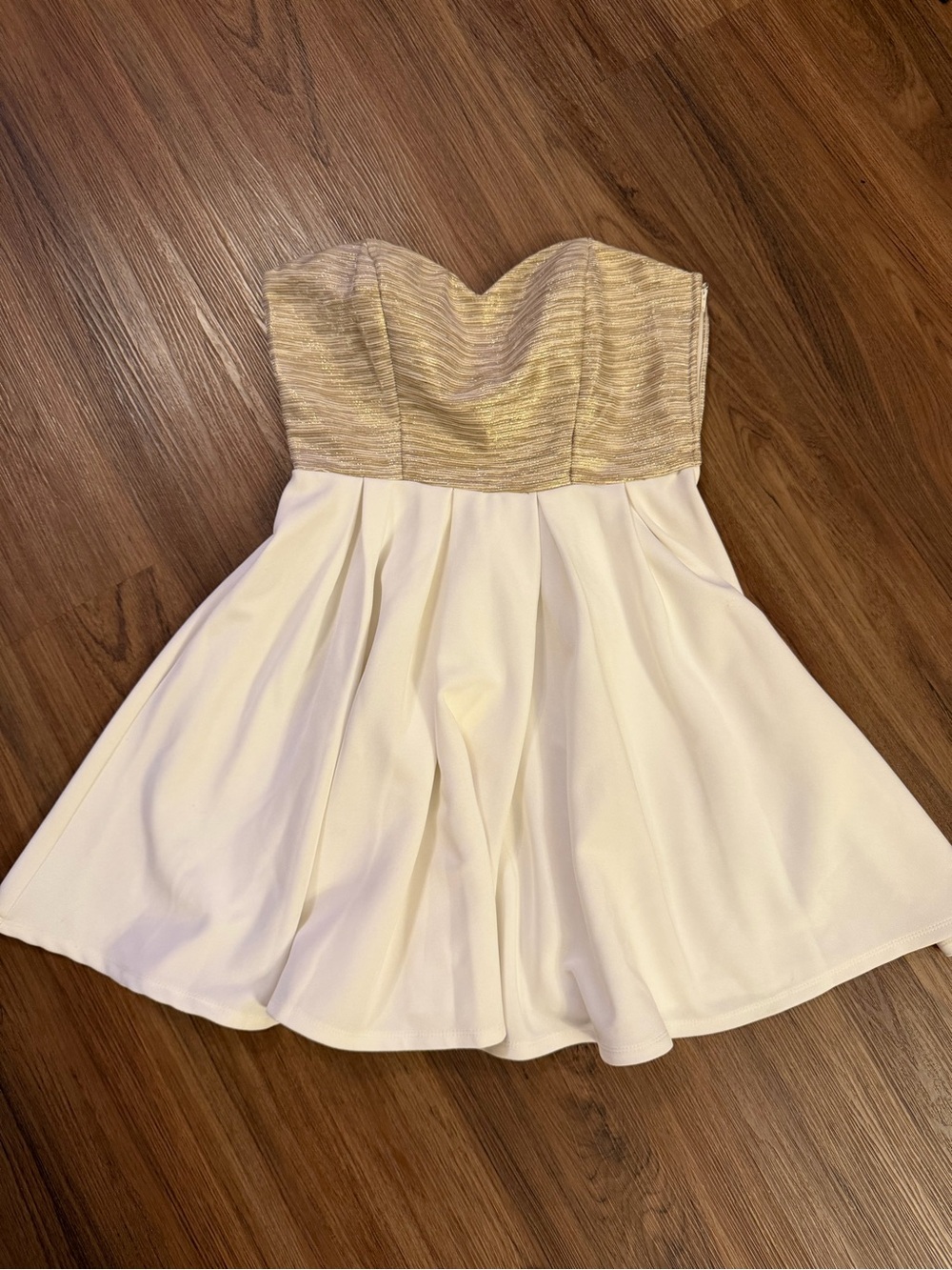 City Triangles Strapless Ivory Dress with Gold Bodice. Size 7
